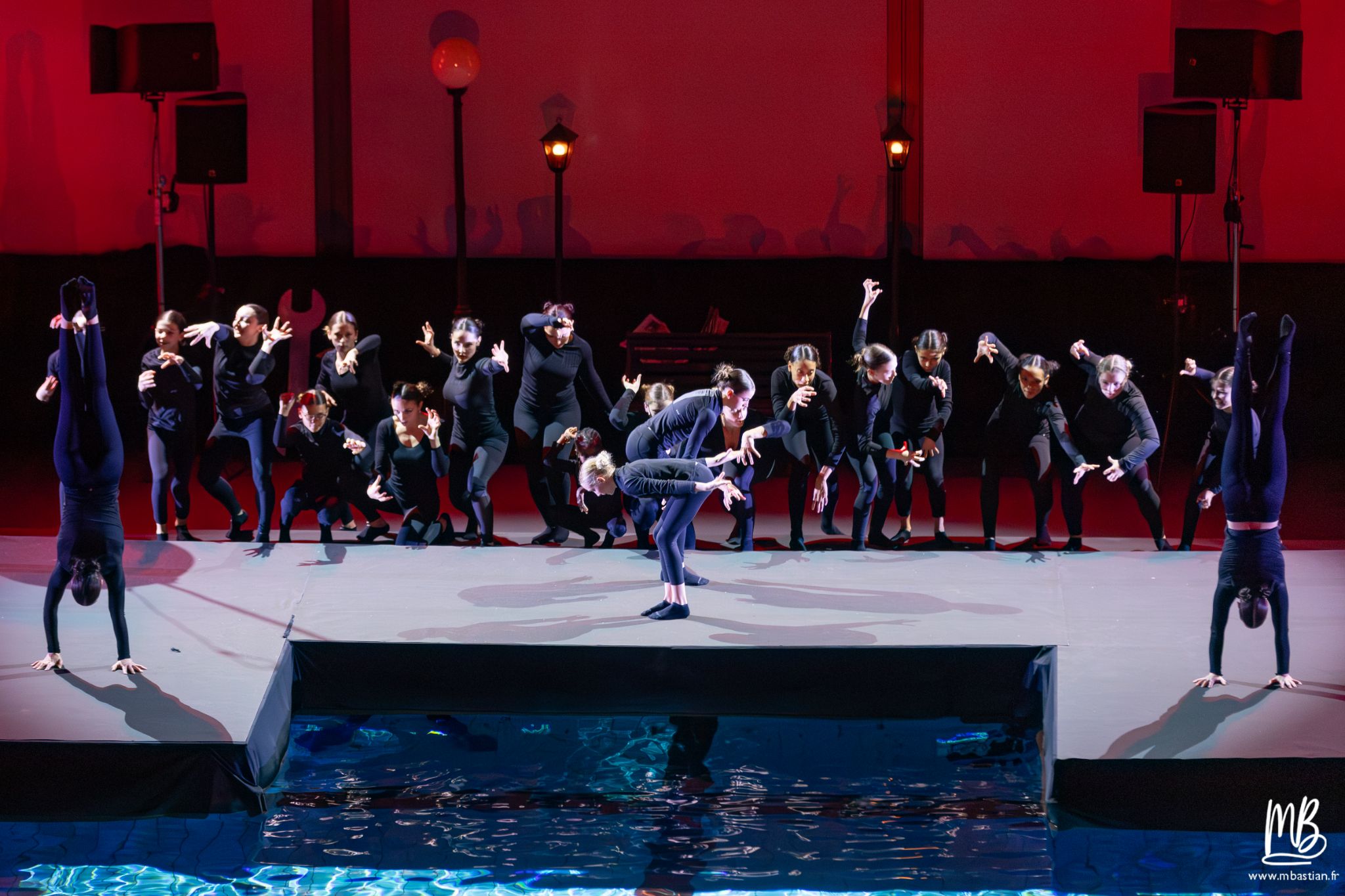 20251206 LA FABRIQUE A CONTES (BNS) MB 220